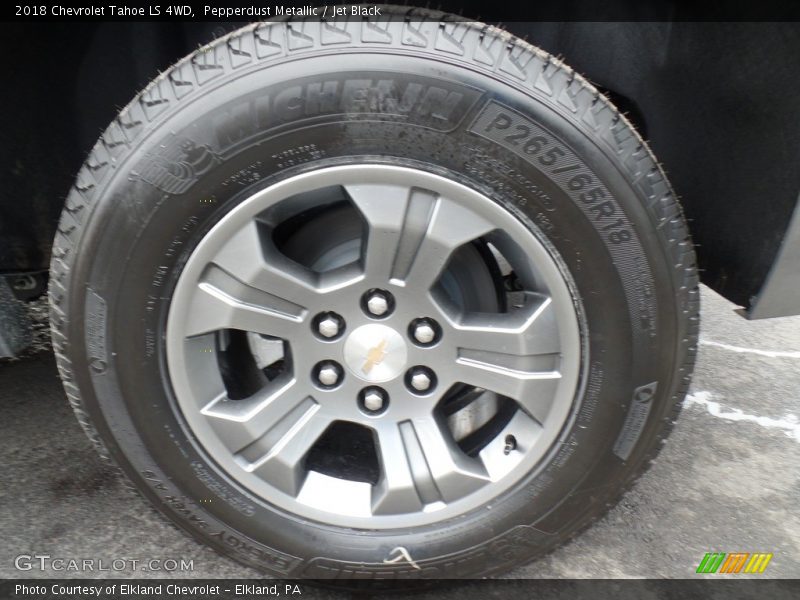 Pepperdust Metallic / Jet Black 2018 Chevrolet Tahoe LS 4WD