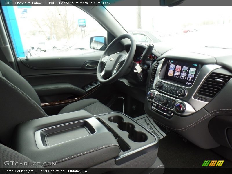 Pepperdust Metallic / Jet Black 2018 Chevrolet Tahoe LS 4WD
