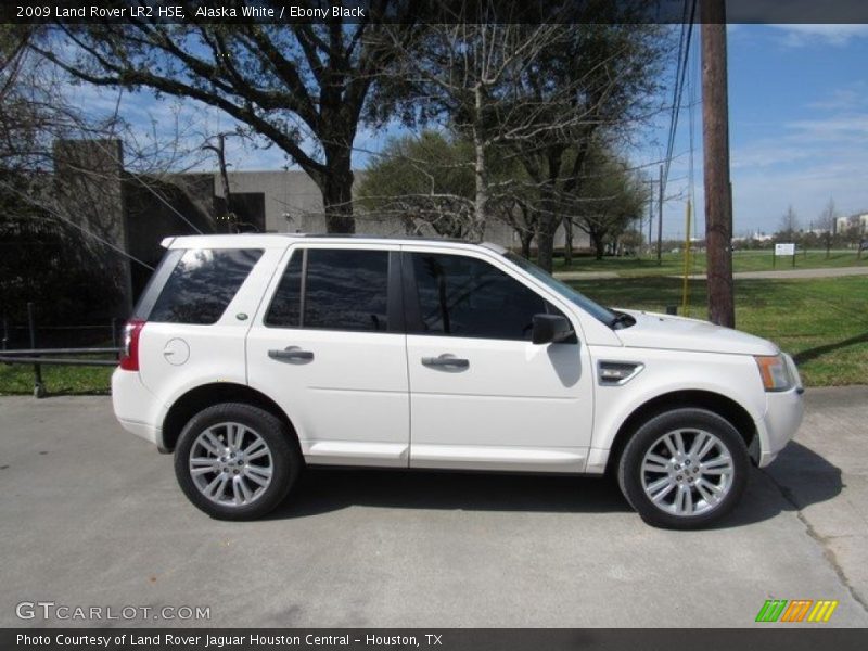 Alaska White / Ebony Black 2009 Land Rover LR2 HSE