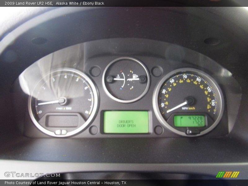 Alaska White / Ebony Black 2009 Land Rover LR2 HSE
