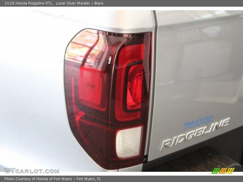Lunar Silver Metallic / Black 2018 Honda Ridgeline RTL