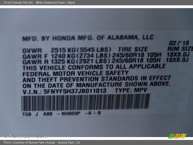 White Diamond Pearl / Black 2018 Honda Pilot EX