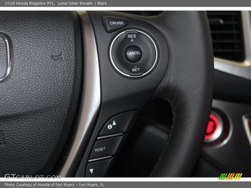 Lunar Silver Metallic / Black 2018 Honda Ridgeline RTL