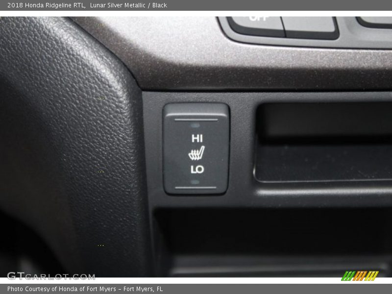 Lunar Silver Metallic / Black 2018 Honda Ridgeline RTL