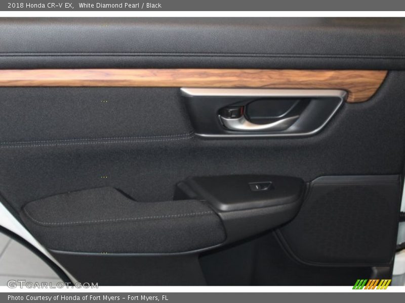 White Diamond Pearl / Black 2018 Honda CR-V EX