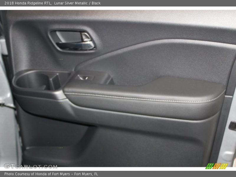 Lunar Silver Metallic / Black 2018 Honda Ridgeline RTL