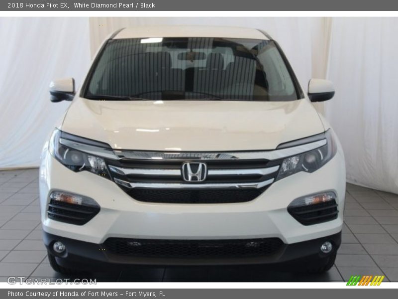 White Diamond Pearl / Black 2018 Honda Pilot EX
