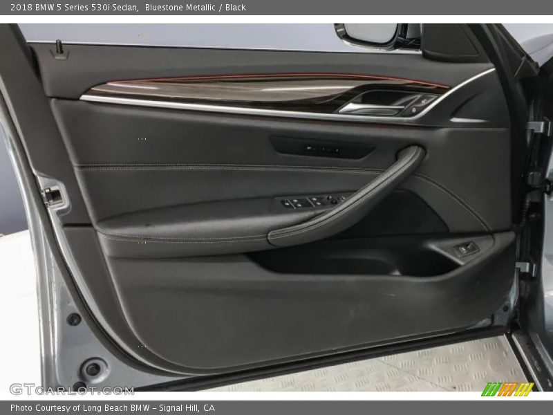 Bluestone Metallic / Black 2018 BMW 5 Series 530i Sedan