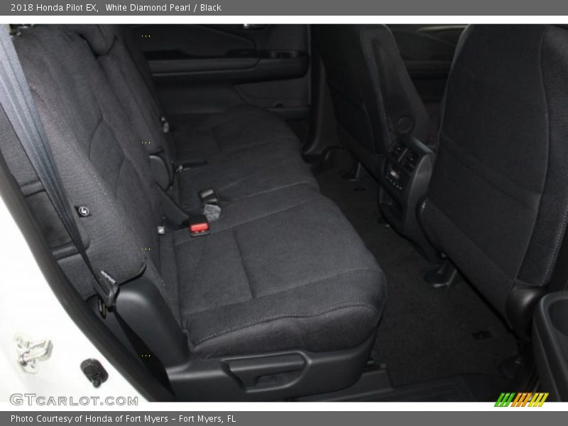 White Diamond Pearl / Black 2018 Honda Pilot EX