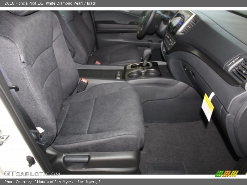 White Diamond Pearl / Black 2018 Honda Pilot EX