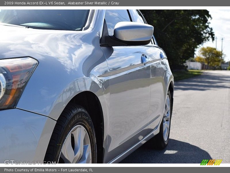 Alabaster Silver Metallic / Gray 2009 Honda Accord EX-L V6 Sedan