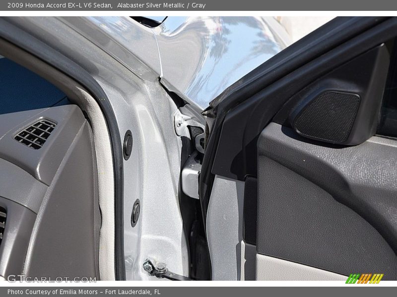 Alabaster Silver Metallic / Gray 2009 Honda Accord EX-L V6 Sedan