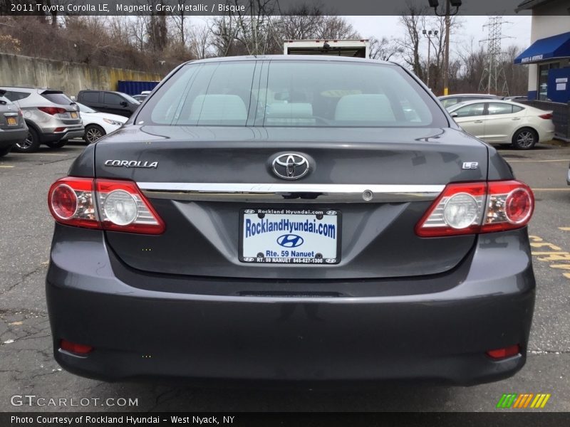 Magnetic Gray Metallic / Bisque 2011 Toyota Corolla LE