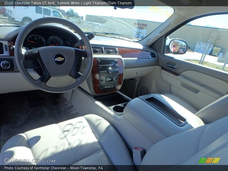 Summit White / Light Titanium/Dark Titanium 2010 Chevrolet Tahoe LT 4x4