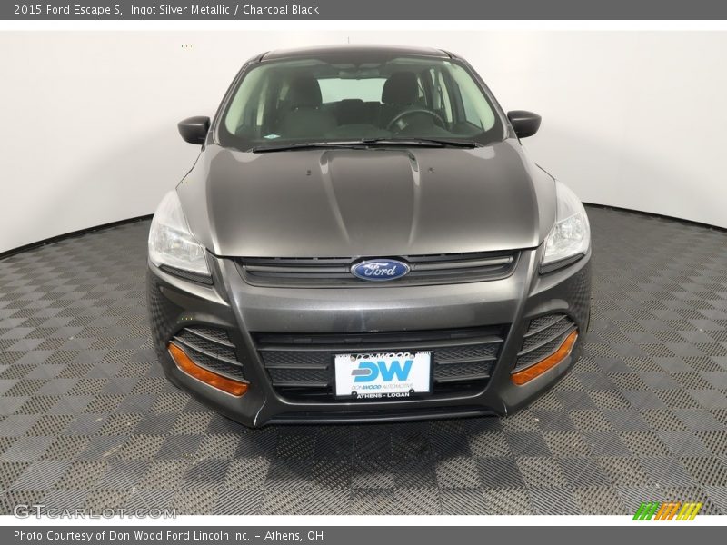 Ingot Silver Metallic / Charcoal Black 2015 Ford Escape S