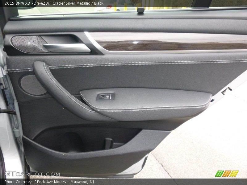 Glacier Silver Metallic / Black 2015 BMW X3 xDrive28i