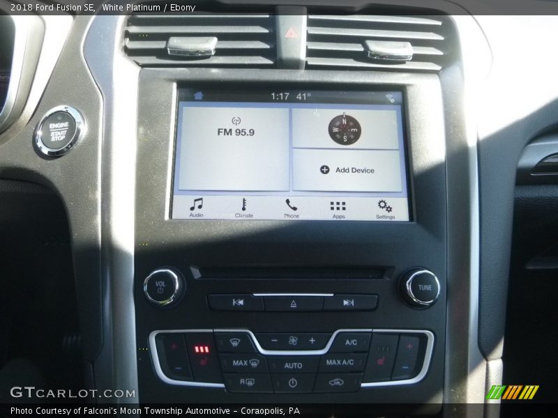 White Platinum / Ebony 2018 Ford Fusion SE