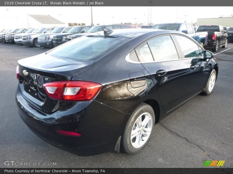 Mosaic Black Metallic / Jet Black 2018 Chevrolet Cruze LT