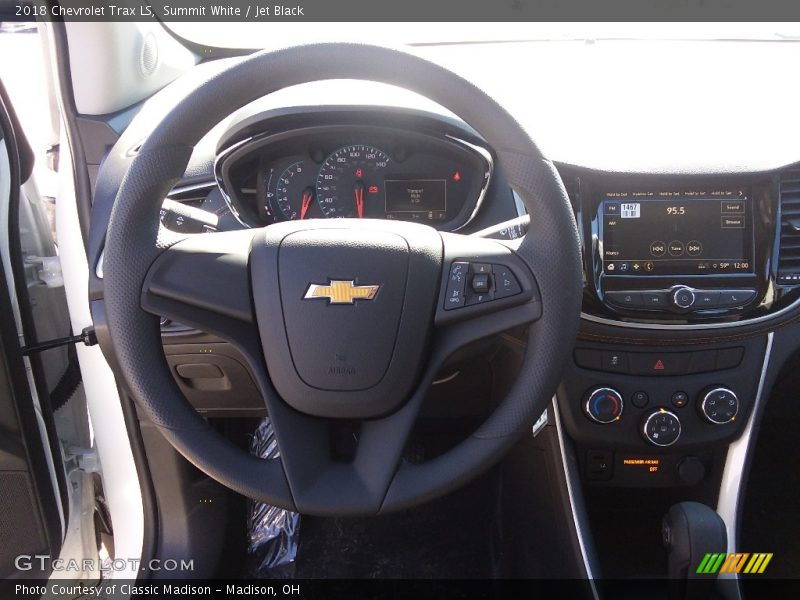 Summit White / Jet Black 2018 Chevrolet Trax LS