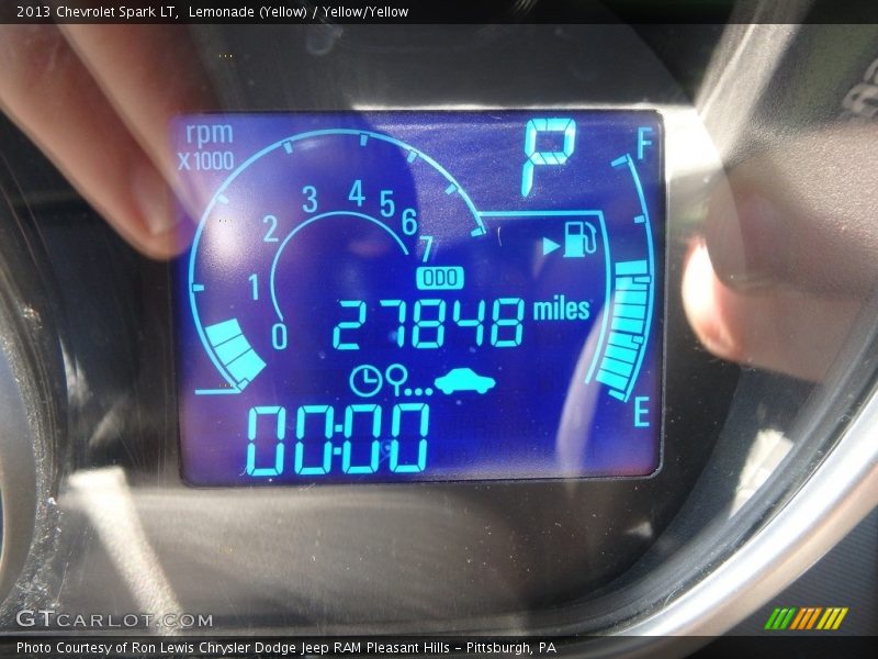 Lemonade (Yellow) / Yellow/Yellow 2013 Chevrolet Spark LT