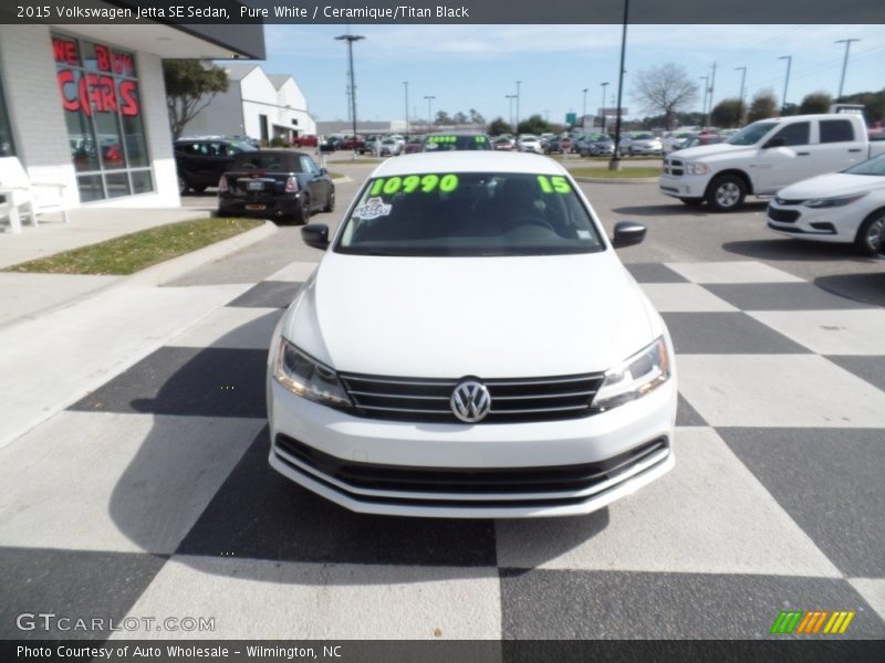 Pure White / Ceramique/Titan Black 2015 Volkswagen Jetta SE Sedan