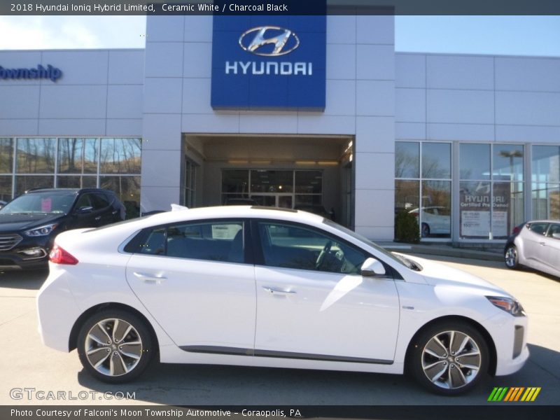 Ceramic White / Charcoal Black 2018 Hyundai Ioniq Hybrid Limited