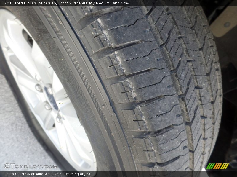 Ingot Silver Metallic / Medium Earth Gray 2015 Ford F150 XL SuperCab