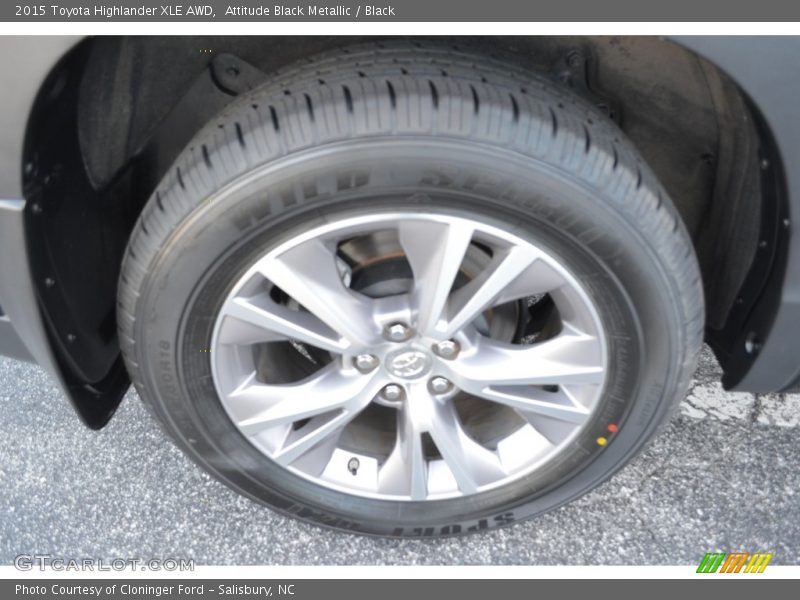 Attitude Black Metallic / Black 2015 Toyota Highlander XLE AWD