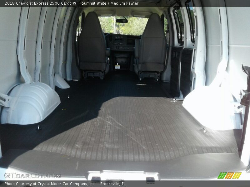 Summit White / Medium Pewter 2018 Chevrolet Express 2500 Cargo WT
