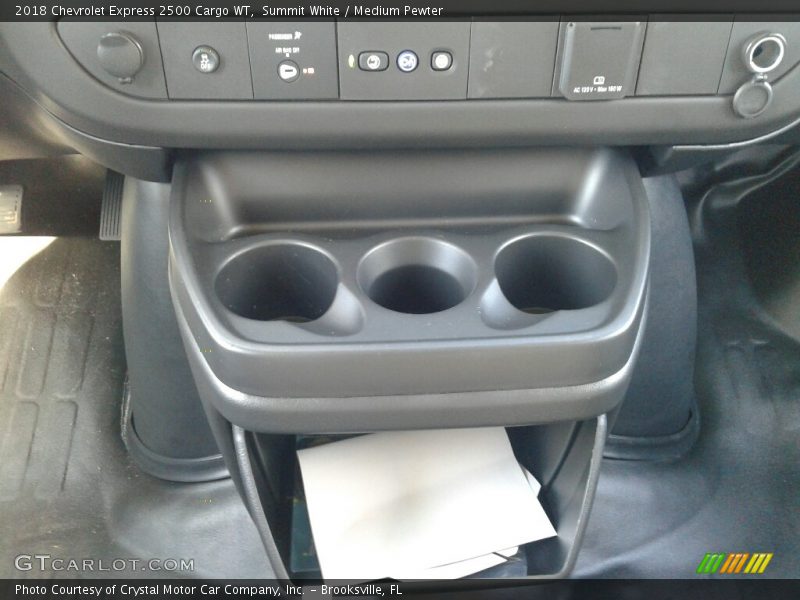 Summit White / Medium Pewter 2018 Chevrolet Express 2500 Cargo WT