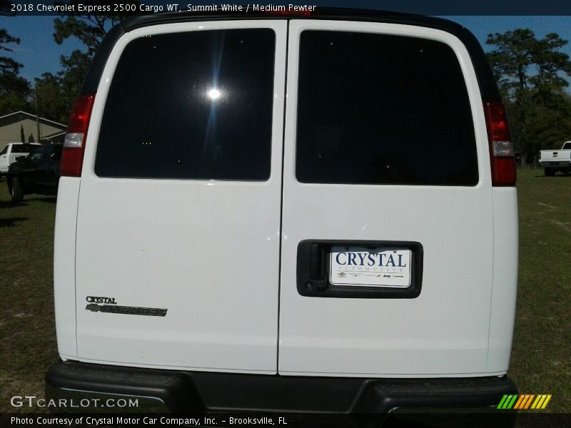 Summit White / Medium Pewter 2018 Chevrolet Express 2500 Cargo WT