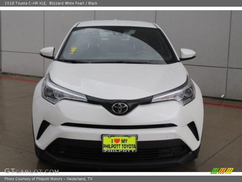 Blizzard White Pearl / Black 2018 Toyota C-HR XLE