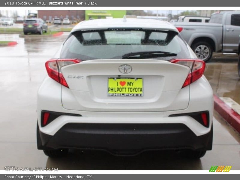 Blizzard White Pearl / Black 2018 Toyota C-HR XLE