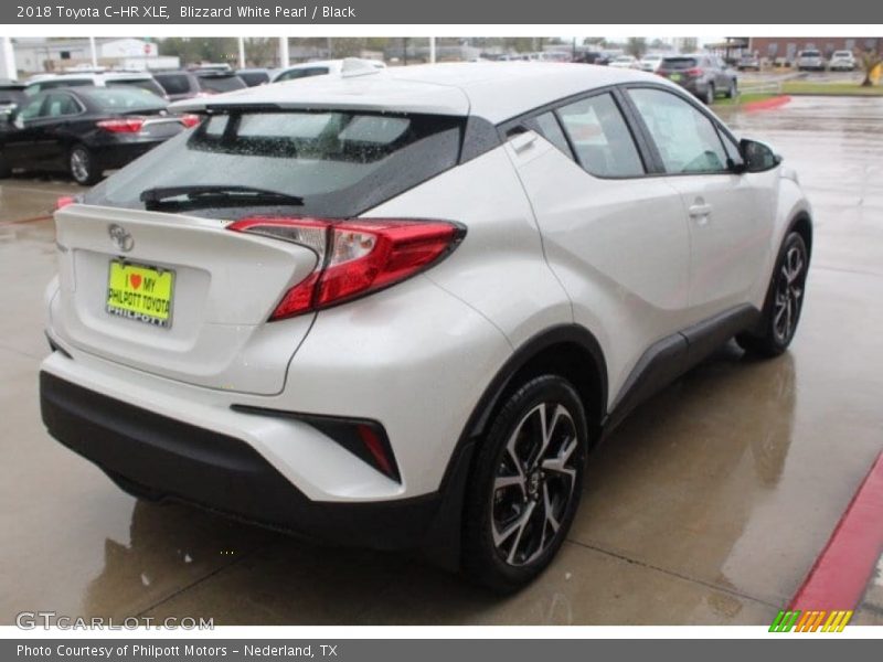 Blizzard White Pearl / Black 2018 Toyota C-HR XLE