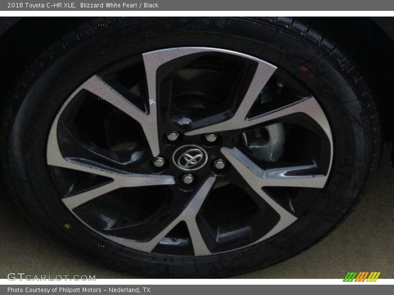 Blizzard White Pearl / Black 2018 Toyota C-HR XLE