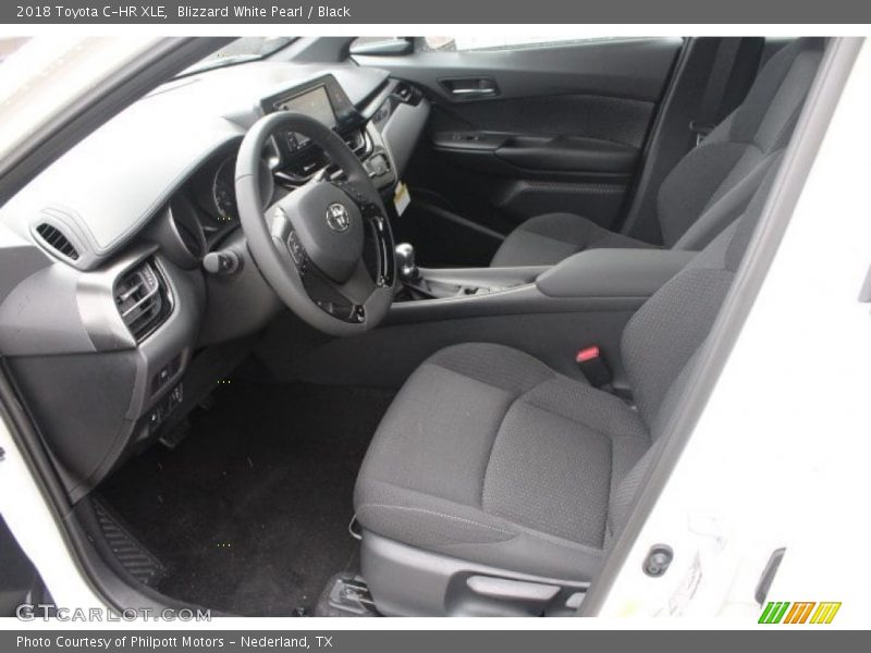 Blizzard White Pearl / Black 2018 Toyota C-HR XLE