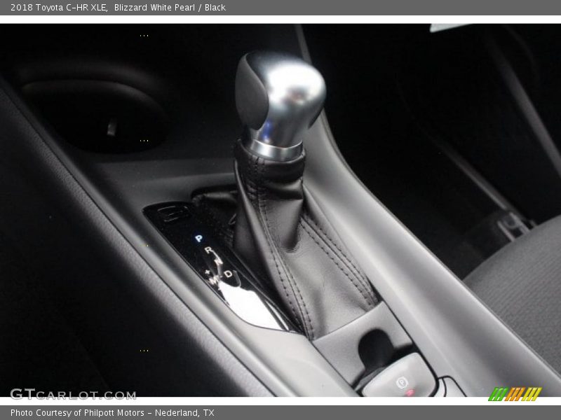 Blizzard White Pearl / Black 2018 Toyota C-HR XLE