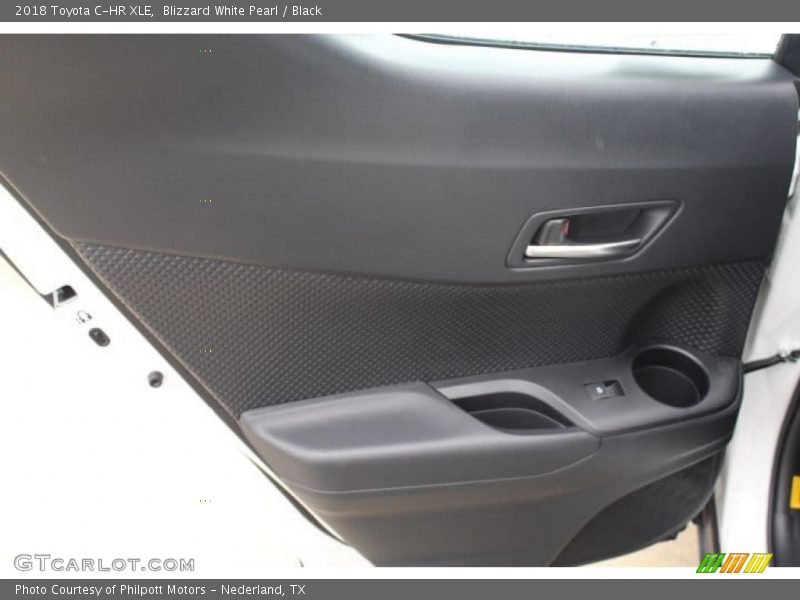 Blizzard White Pearl / Black 2018 Toyota C-HR XLE