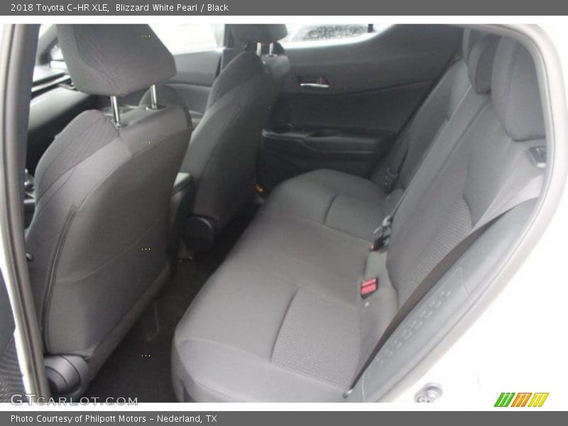 Blizzard White Pearl / Black 2018 Toyota C-HR XLE