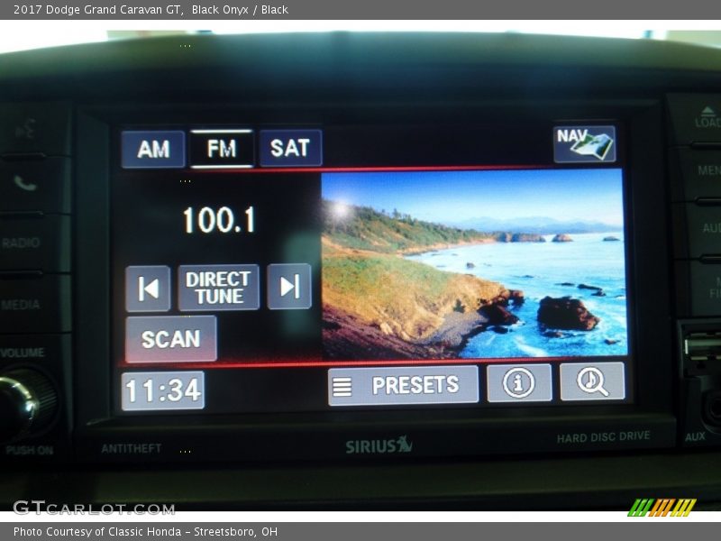 Black Onyx / Black 2017 Dodge Grand Caravan GT