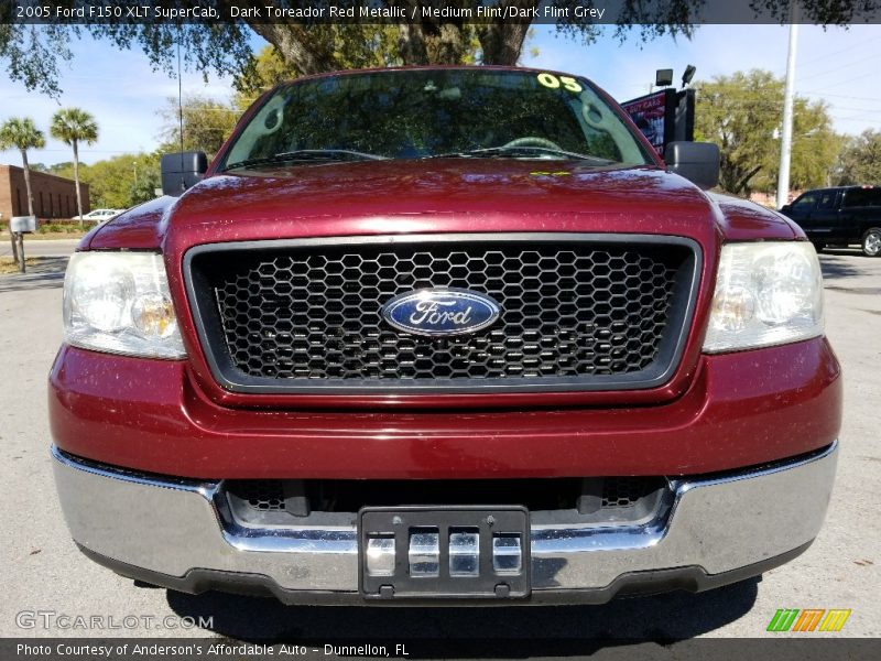 Dark Toreador Red Metallic / Medium Flint/Dark Flint Grey 2005 Ford F150 XLT SuperCab