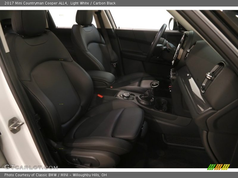Light White / Carbon Black 2017 Mini Countryman Cooper ALL4