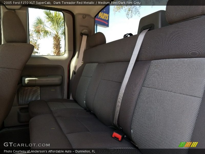 Dark Toreador Red Metallic / Medium Flint/Dark Flint Grey 2005 Ford F150 XLT SuperCab