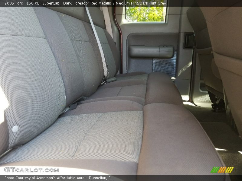 Dark Toreador Red Metallic / Medium Flint/Dark Flint Grey 2005 Ford F150 XLT SuperCab