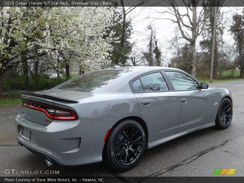 Destroyer Gray / Black 2018 Dodge Charger R/T Scat Pack