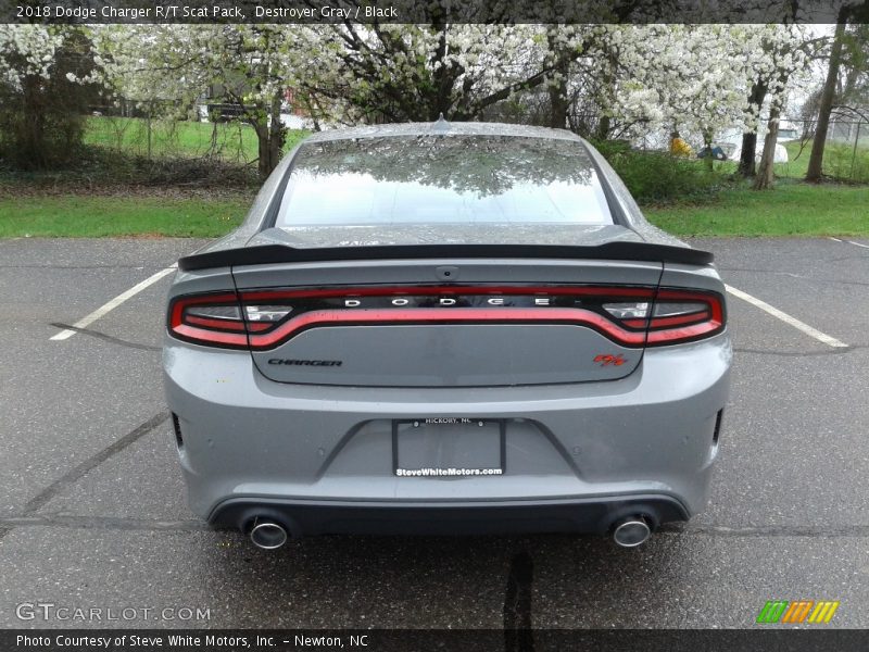 Destroyer Gray / Black 2018 Dodge Charger R/T Scat Pack