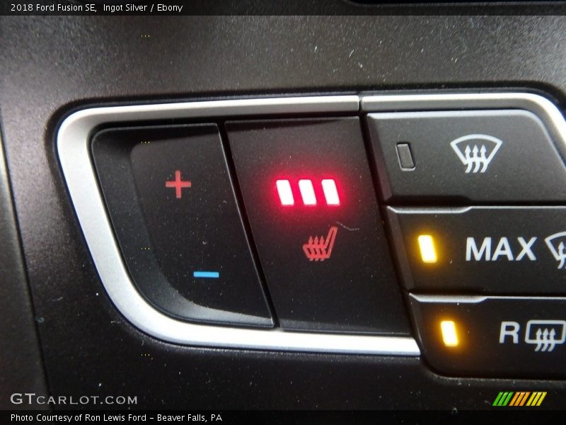 Ingot Silver / Ebony 2018 Ford Fusion SE