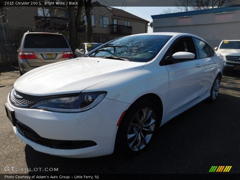 Bright White / Black 2015 Chrysler 200 S