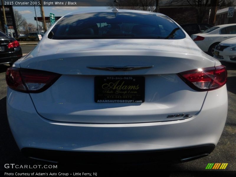 Bright White / Black 2015 Chrysler 200 S