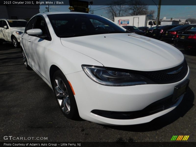 Bright White / Black 2015 Chrysler 200 S